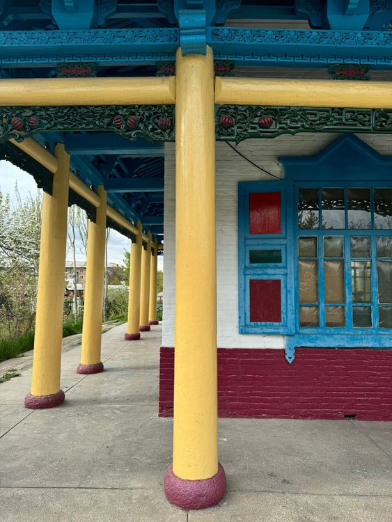 Маковые поля Киргизии. Весенний тур на озеро Иссык-Куль.