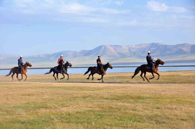 Озеро Сон-Коль