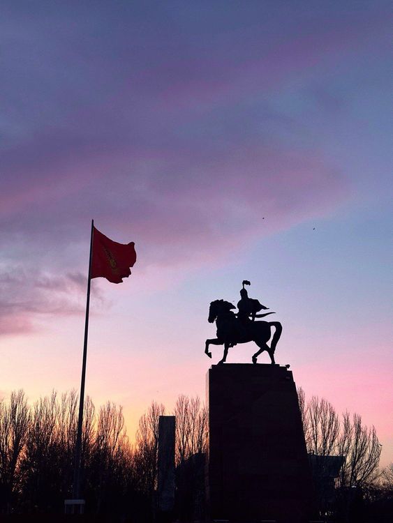 50 оттенков Киргизии. Тур по главным природным красотам.