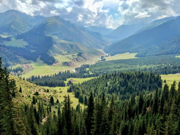 Сон-Куль и Иссык-Куль - два озера Киргизии в одном туре