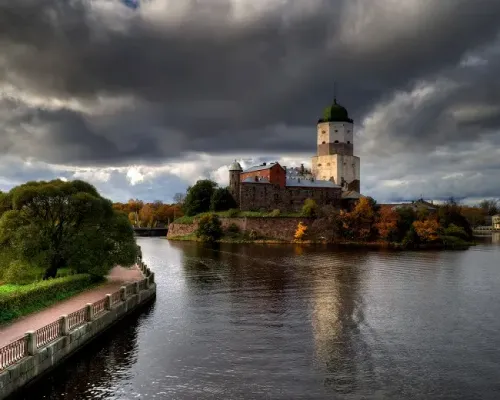 Санкт-Петербург: неочевидный и невероятный